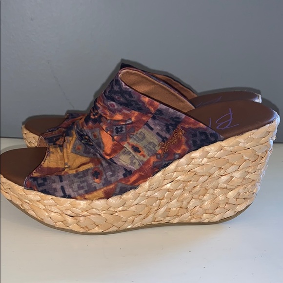 Blowfish Shoes | Boho Woven Wedge Blowfish Sandals Size 65 | Poshmark